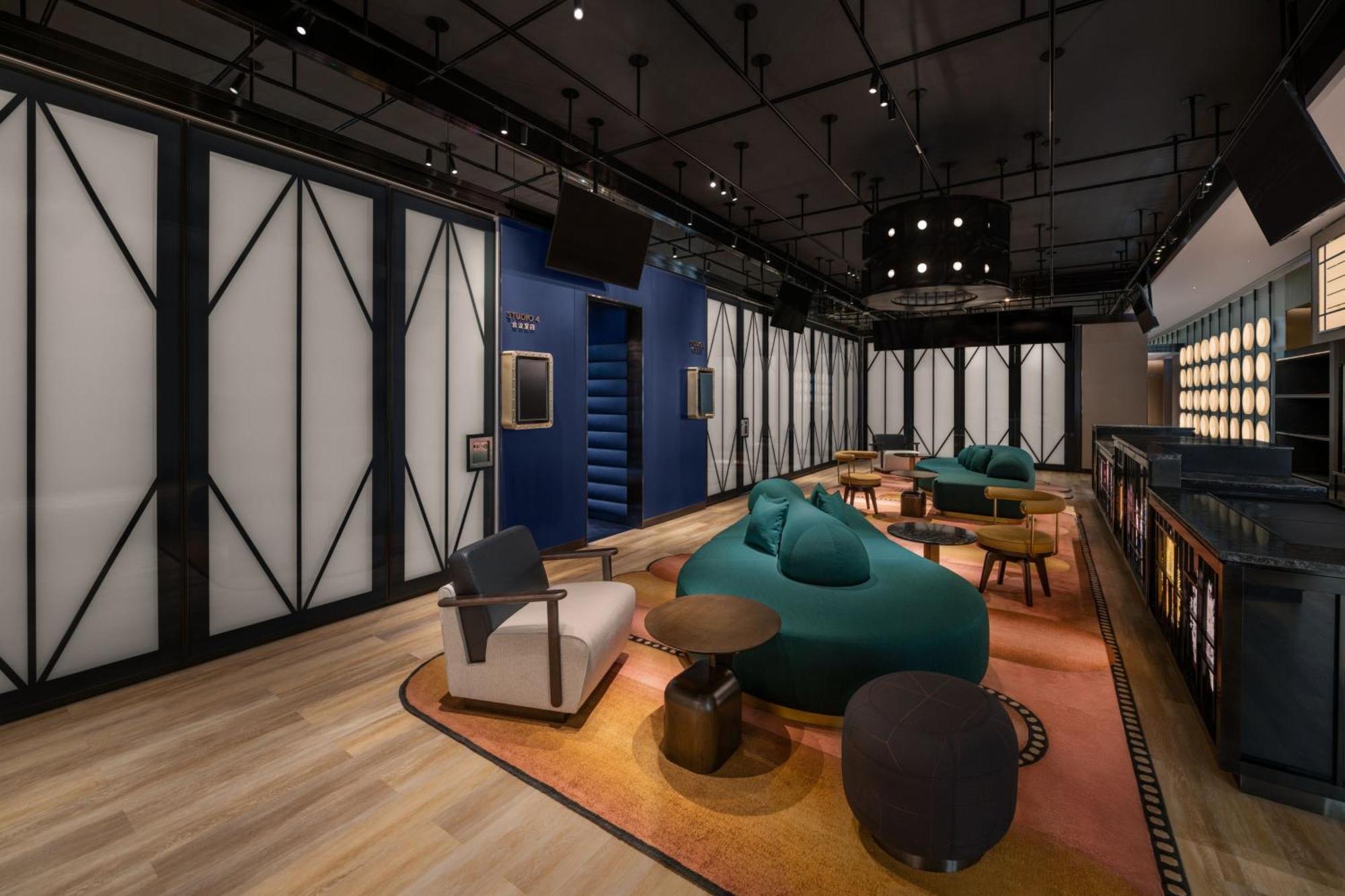 W Macau - Studio City Luaran gambar The interior of the lounge