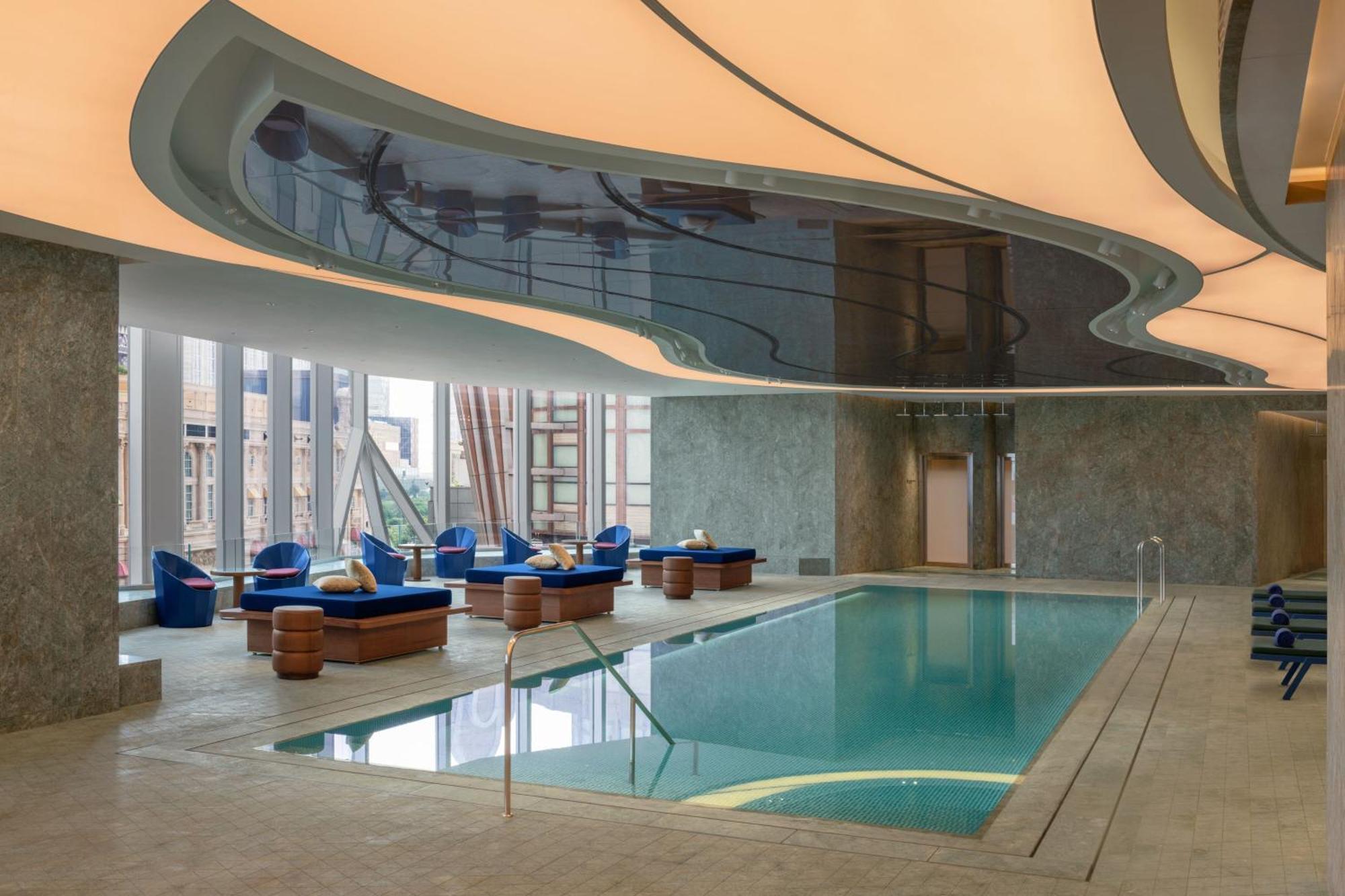 W Macau - Studio City Luaran gambar The pool at the spa