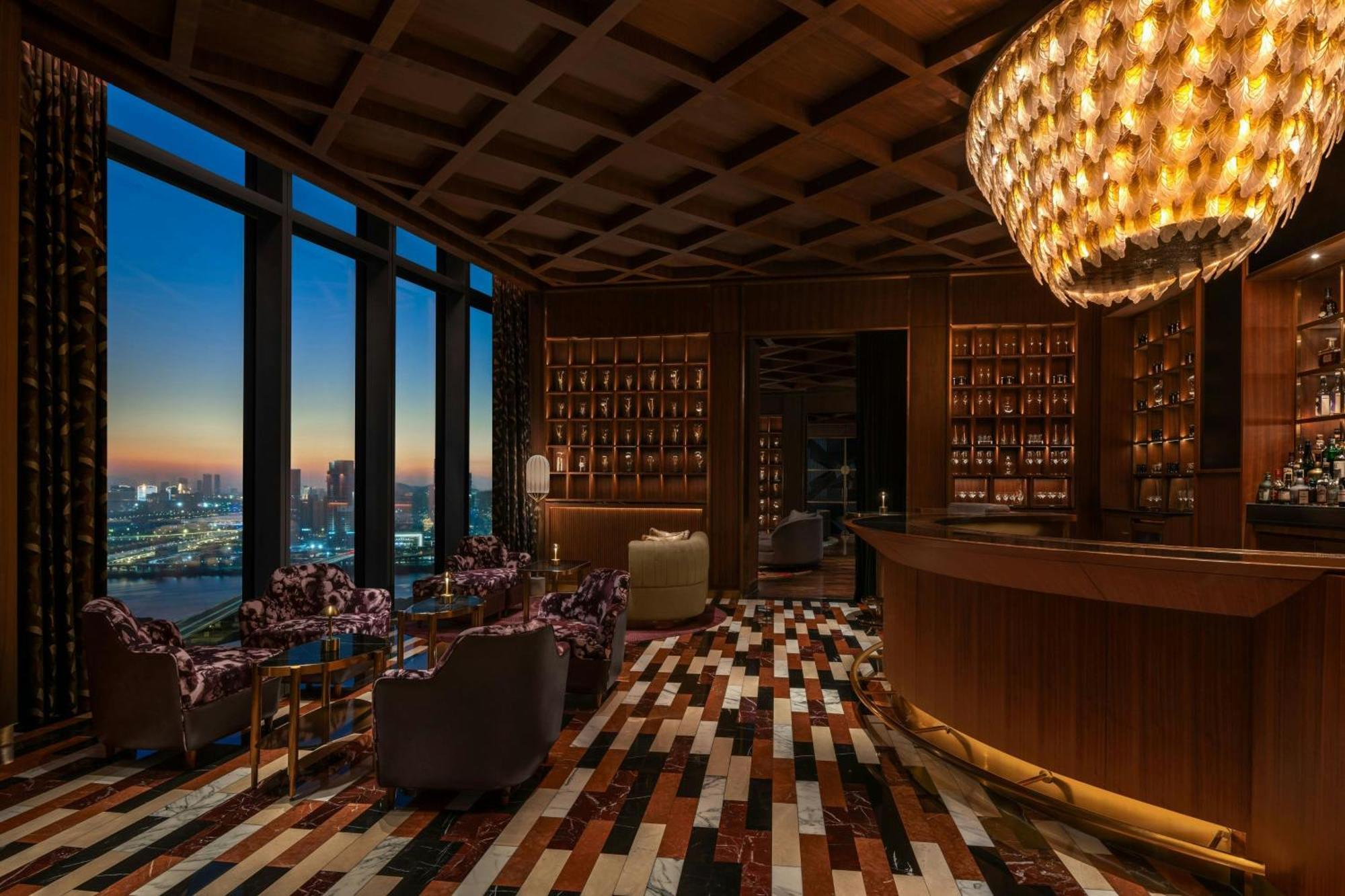 W Macau - Studio City Luaran gambar The bar at the 39th floor