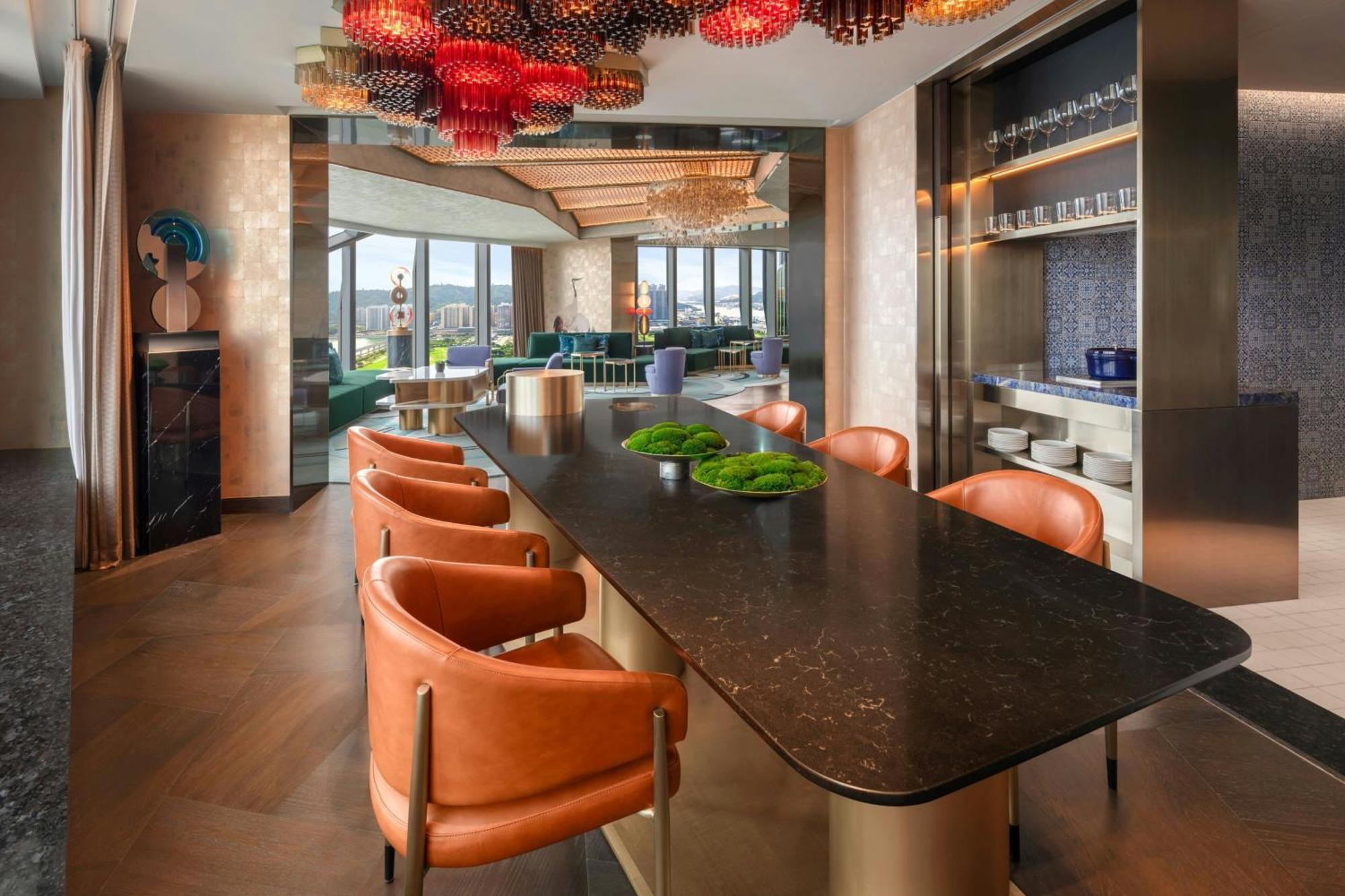 W Macau - Studio City Luaran gambar The Club at London Heathrow Airport